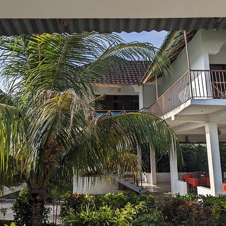 Kivulini Lodge And Restaurant Nungwi Ngoại thất bức ảnh