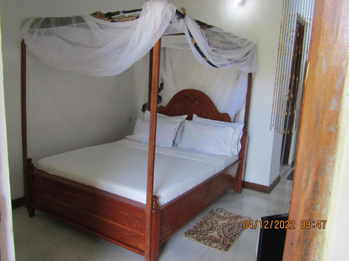 Kivulini Lodge And Restaurant Nungwi Ngoại thất bức ảnh