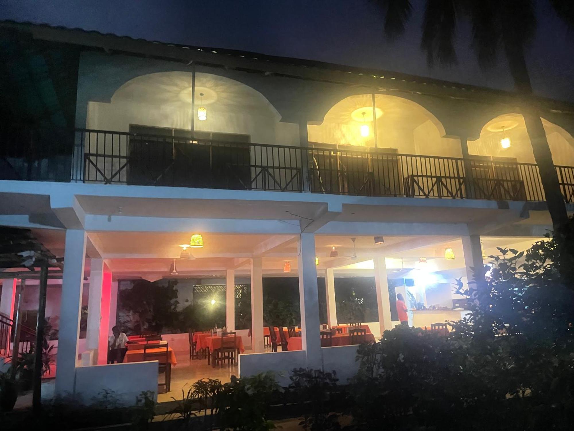 Kivulini Lodge And Restaurant Nungwi Ngoại thất bức ảnh
